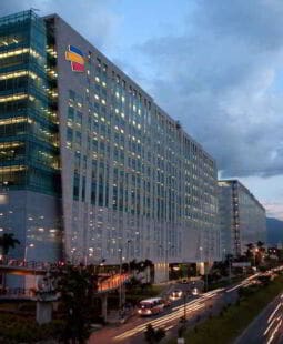 La década de los noventa y el sistema financiero colombiano