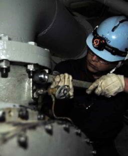 La seguridad industrial y el mantenimiento en la empresa La seguridad industrial y el mantenimiento en la empresa