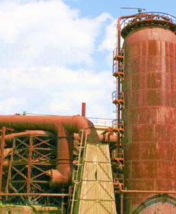 La política industrial colombiana bajo el modelo de apertura