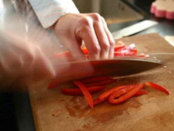 Proceso de reclutamiento, selección y socialización de un establecimiento comercial en Cuba Proceso de reclutamiento, selección y socialización de un establecimiento comercial en Cuba