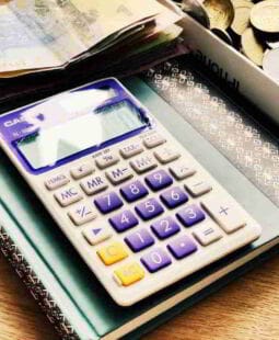 Contabilidad de costos industriales y costos estándar