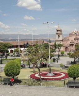 Descentralización en el Perú. Caso de Ayacucho