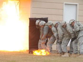 Evaluación integrada de aspectos ambientales y riesgos laborales