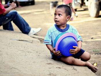 Causas sociales y económicas de las migraciones en Nicaragua (1990-2002)