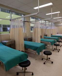 Control de gestión de un centro de servicios hospitalarios en Perú