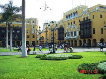 Gerencia corporativa aplicada a los gobiernos locales del Perú Gerencia corporativa aplicada a los gobiernos locales del Perú