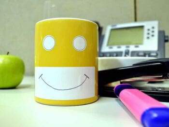 Organización postmoderna y modelo de organizaciones con alma