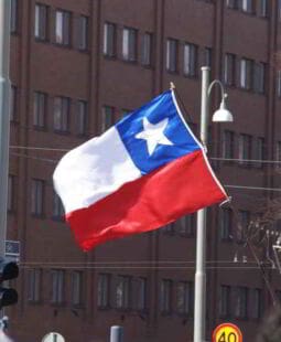 Respeto a las garantías constitucionales como factor de unidad nacional en Chile
