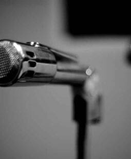 Estrategia de guerra comunicativa ante ataques mediáticos