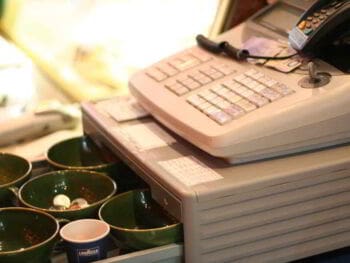 Control interno de mercancías en una cadena extrahotelera