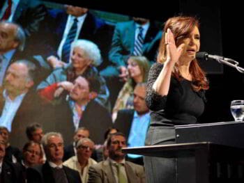 Participación de la mujer en la administración pública