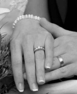 Deconstrucción de la institución del matrimonio