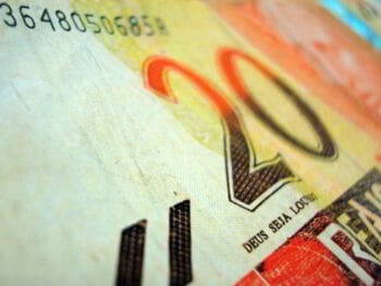 Estratégias remuneratórias e individualização das relações de trabalho