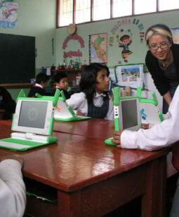 Capacidades de liderazgo en las instituciones educativas de la provincia de Islay, Perú