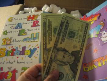 ¿Es posible hacer que una idea se convierta en un negocio a través de los microcréditos? ¿Es posible hacer que una idea se convierta en un negocio a través de los microcréditos?