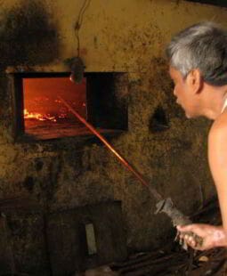 Las microfinanzas rurales y el problema de la tierra en el Perú