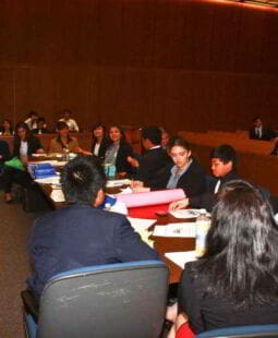 Juicio de amparo. Medio de defensa en materia fiscal en México