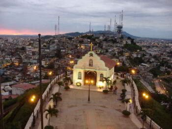 Estudio de factibilidad para la operación de un parque de eventos infantiles en Guayaquil Ecuador