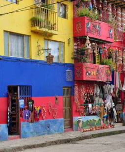 Reflexiones sobre microfinanzas, responsabilidad social e informalidad en Colombia