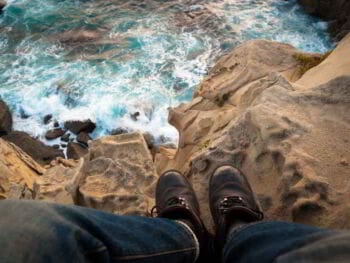 Restricciones de las finanzas y riesgo en las decisiones financieras Restricciones de las finanzas y riesgo en las decisiones financieras