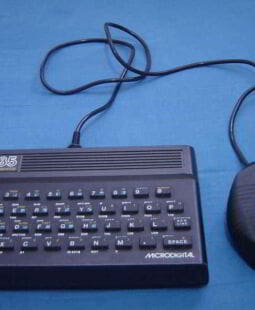 Juegos de caracteres en el gobierno de tecnología informática