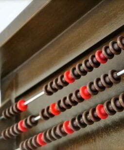 Calculo con instrumentos financieros del riesgo de la inversión