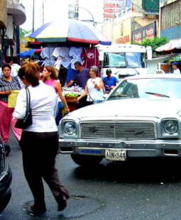 Ley sobre el uso de espacios públicos en Venezuela