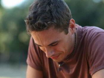 Cómo alcanzar la felicidad venciendo el autosabotaje Cómo alcanzar la felicidad venciendo el autosabotaje