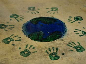 Creación de una empresa solidaria basada en el modelo de Razeto