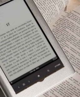El libro electrónico versus el libro tradicional