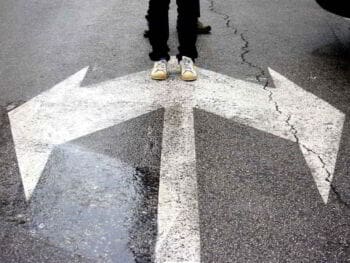 Cómo mejorar la toma de decisiones en tu vida personal Cómo mejorar la toma de decisiones en tu vida personal