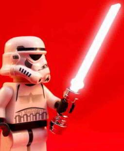 El bien y el mal, sólo conceptos o nociones valorativas trascendentes