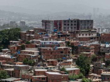 Regularización de tierras en asentamientos urbanos en Venezuela