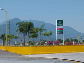 Producción de combustibles en México y sus retos ambientales. Ensayo