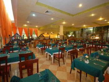 Restauración no estatal de restaurantes en Varadero Cuba