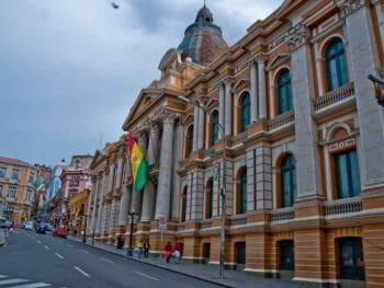 Problemas de ejecución presupuestaria en los gobiernos municipales de Bolivia