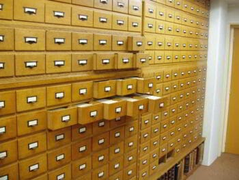 La información como recurso estratégico para las empresas. Ensayo