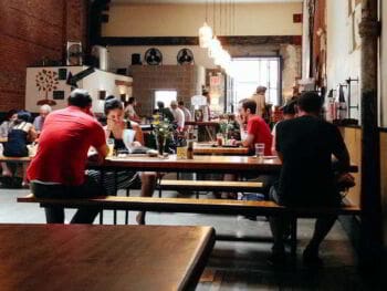 Elaboración de menús en cafeterías, fondas y restaurantes