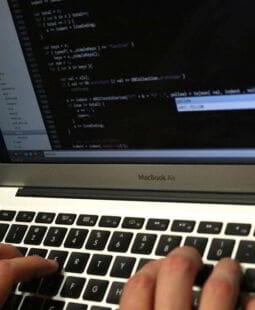 Características de la cultura del Hacker o código hacking