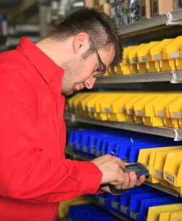 Niveles de inventario para componentes mayores reparados con indicadores de confiabilidad en Minería