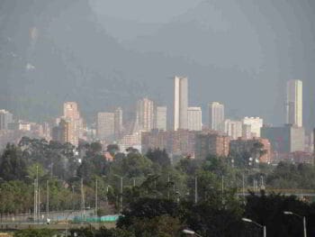 Contratos de impulso a programas de interés público. Caso de Alcaldías locales en Bogotá Colombia