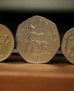 EL IVA golpea a la clase media y a los pobres