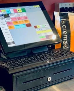 Facturación electrónica en Colombia y sistemas POS: la combinación perfecta para el éxito de tu negocio en 2024