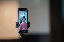Videomarketing para pequeñas empresas: cómo crear contenido que realmente vende Videomarketing para pequeñas empresas: cómo crear contenido que realmente vende